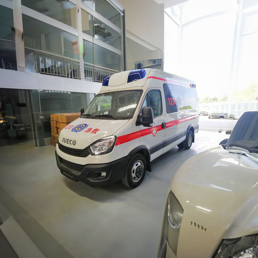 深圳租赁私人救护车联系电话