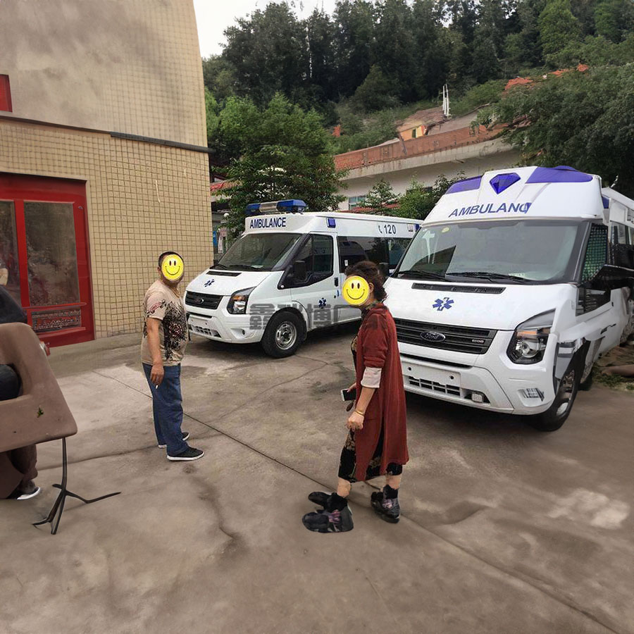 深圳租赁私人救护车联系电话