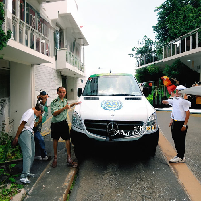 深圳出租急救车联系电话