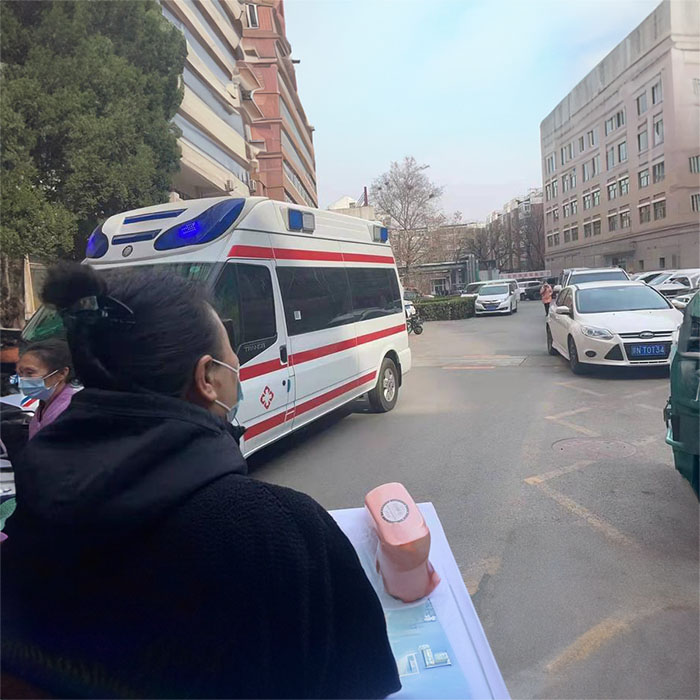 深圳出租急救车联系方式
