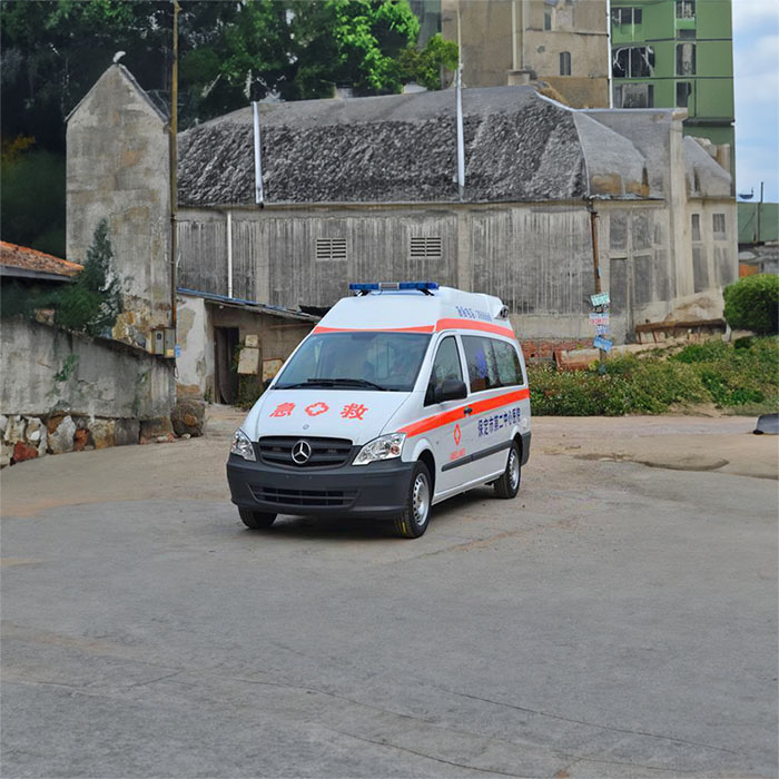 深圳租赁救护车电话