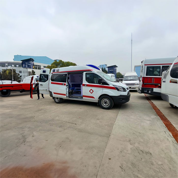 深圳出租私人救护车联系电话