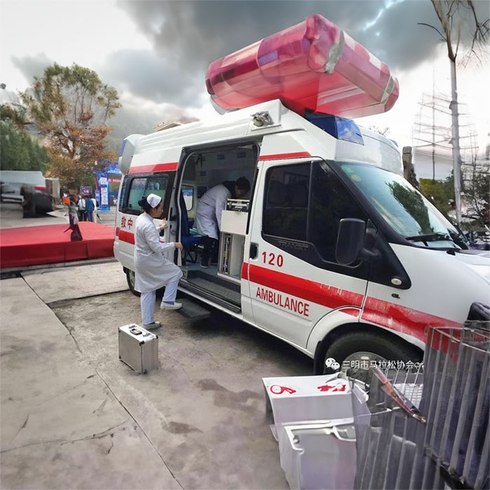 深圳出租救护车联系方式