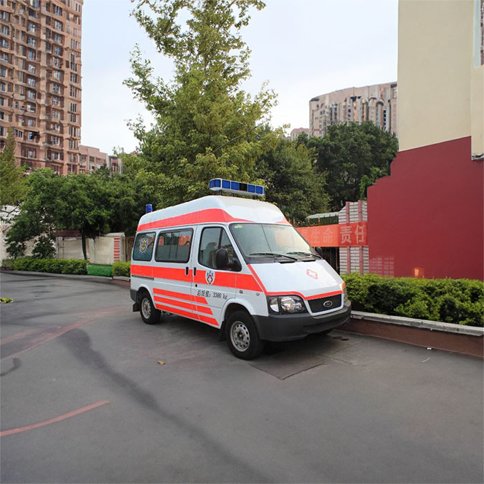 深圳出租急救车联系电话