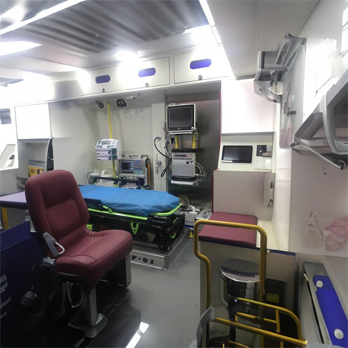 深圳出租私人救护车联系电话