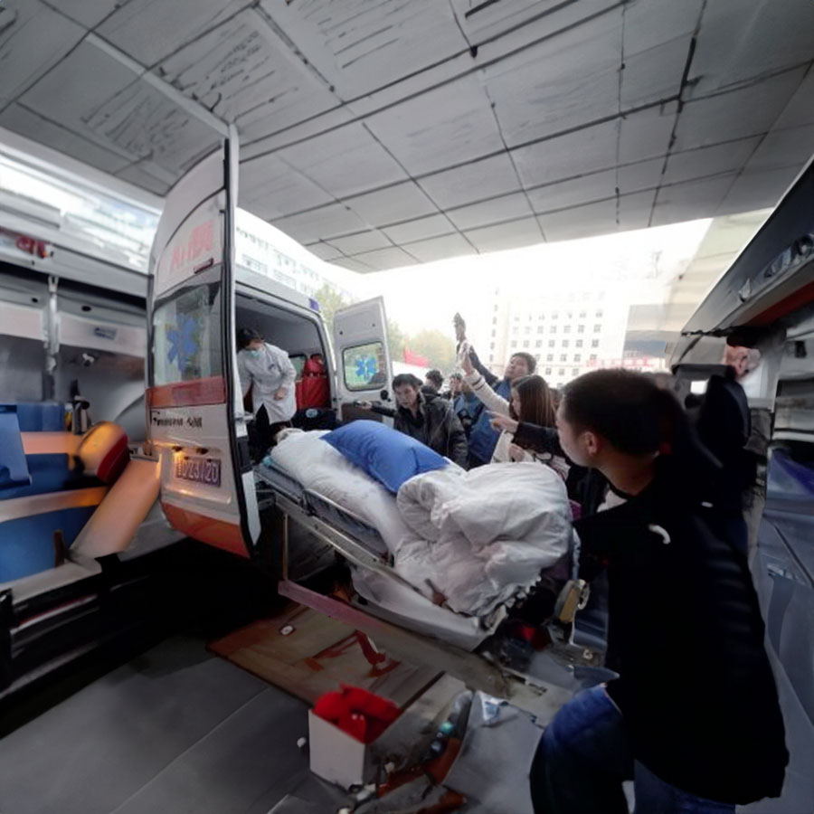 深圳出租私人救护车联系电话