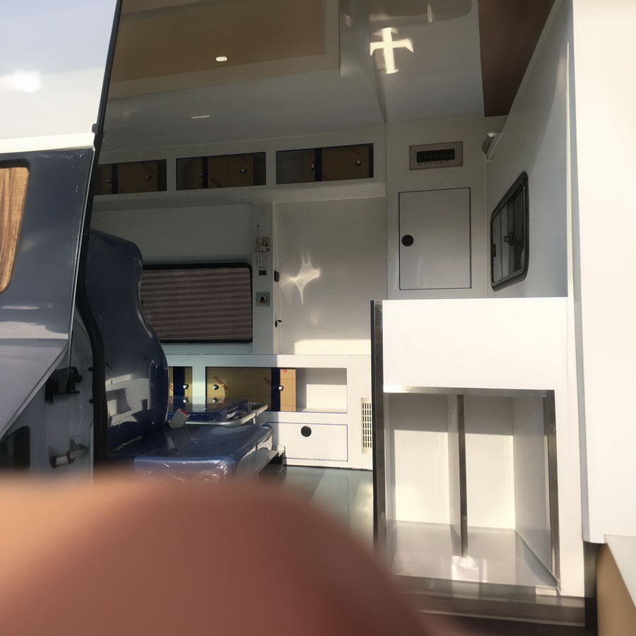 深圳租赁救护车电话