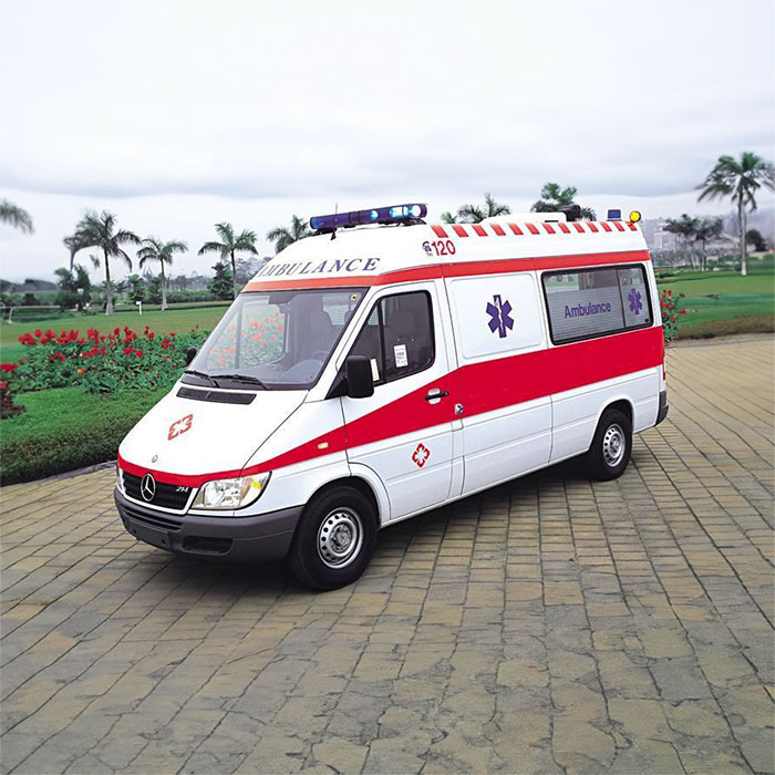 深圳出租私人救护车联系电话