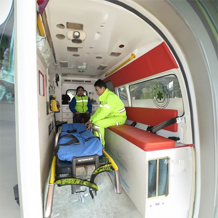 深圳租赁急救车