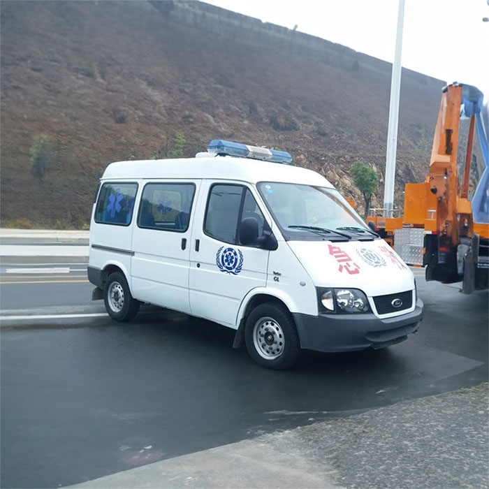 深圳出租急救车电话