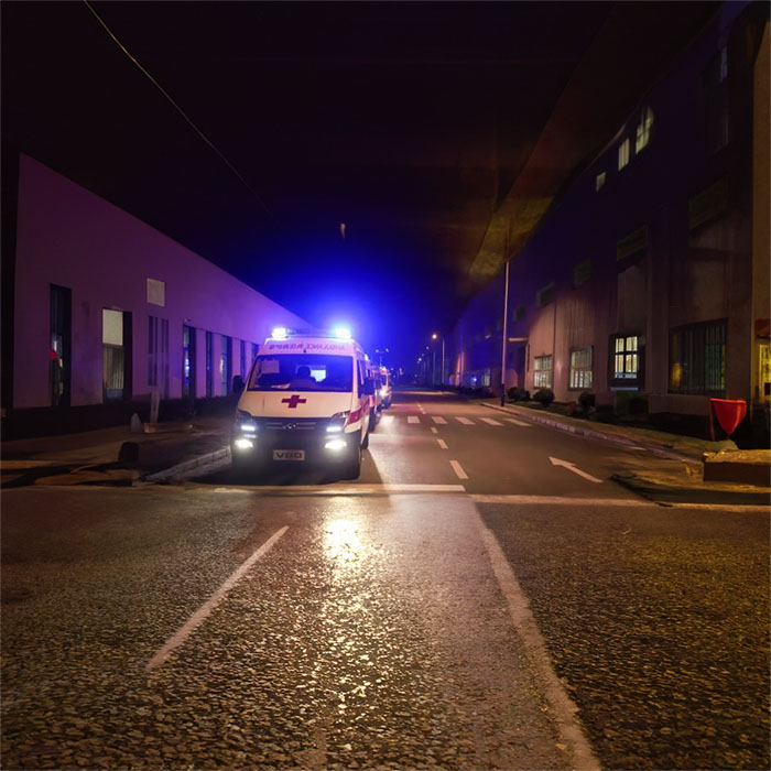 深圳租赁私人救护车联系方式