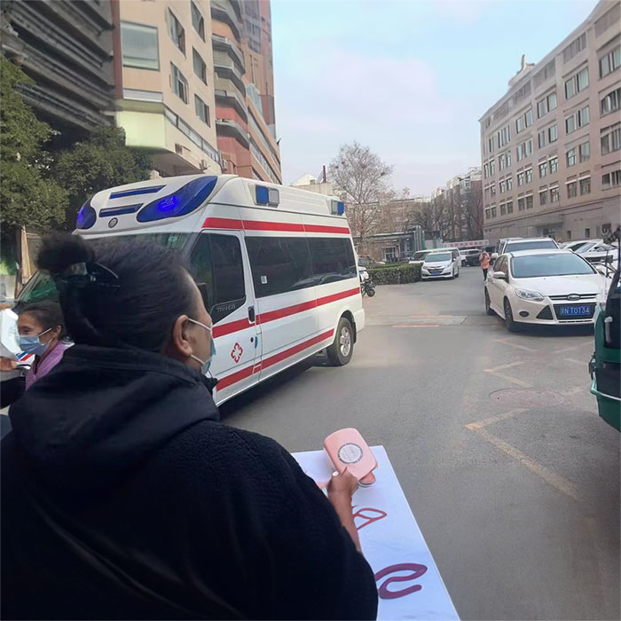 深圳出租急救车联系电话