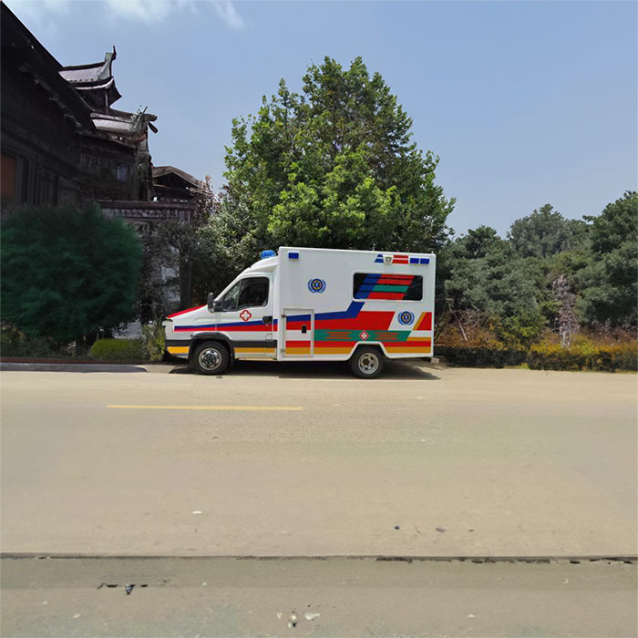深圳租赁救护车联系电话