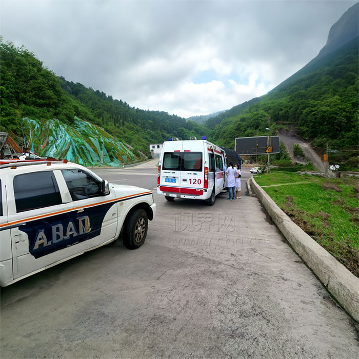 深圳租赁急救车