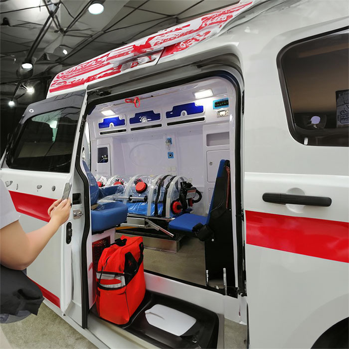 深圳出租救护车联系电话