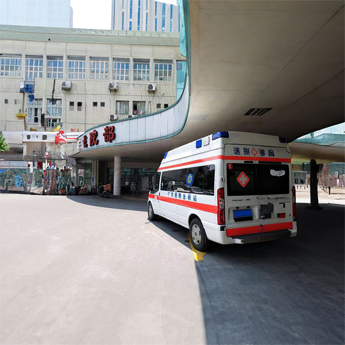 深圳租赁私人救护车电话号码