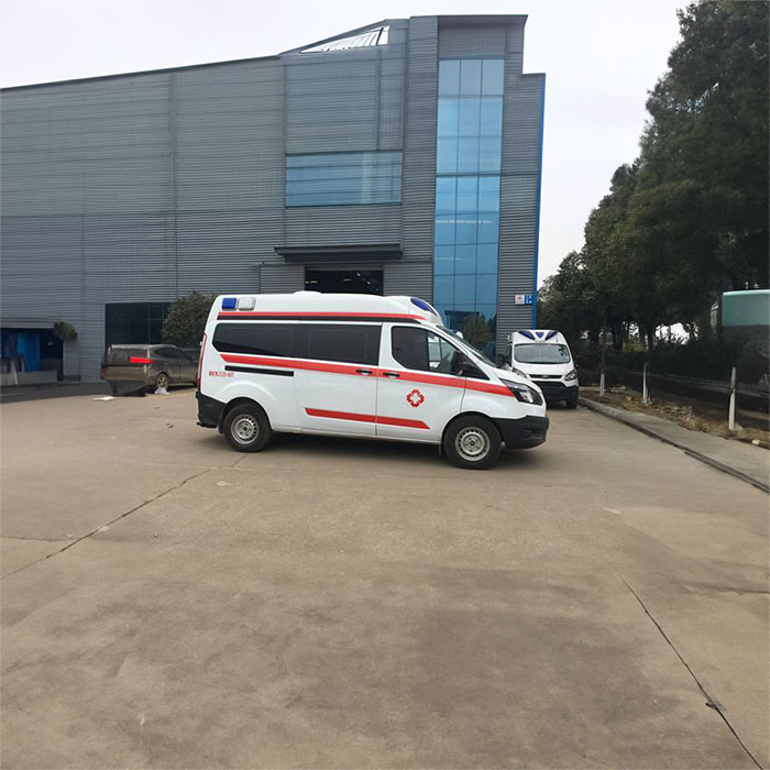 深圳租赁私人救护车电话号码