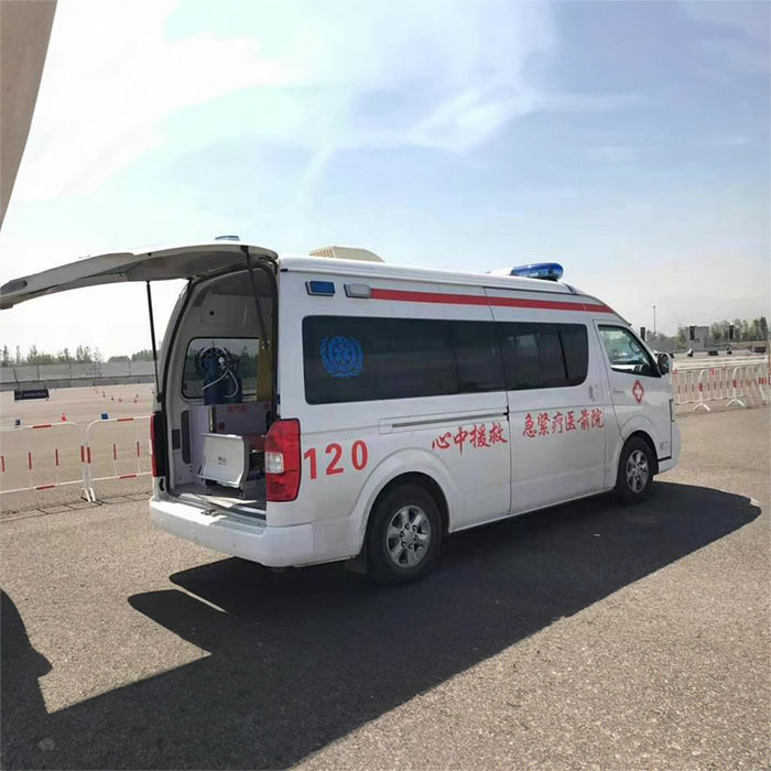 深圳租赁私人救护车电话号码