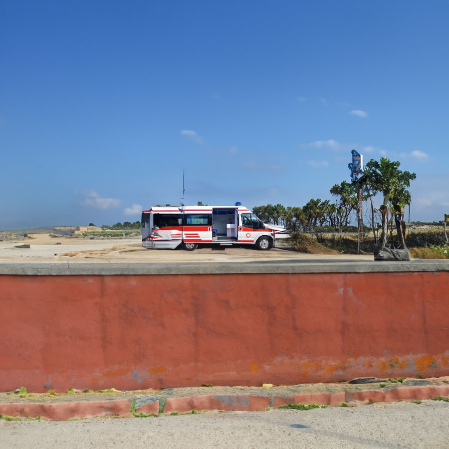 深圳租赁救护车电话