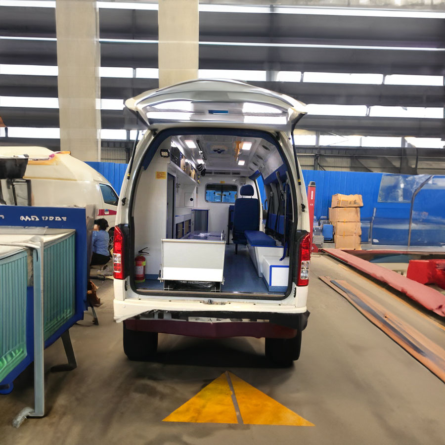 深圳租赁私人救护车联系方式