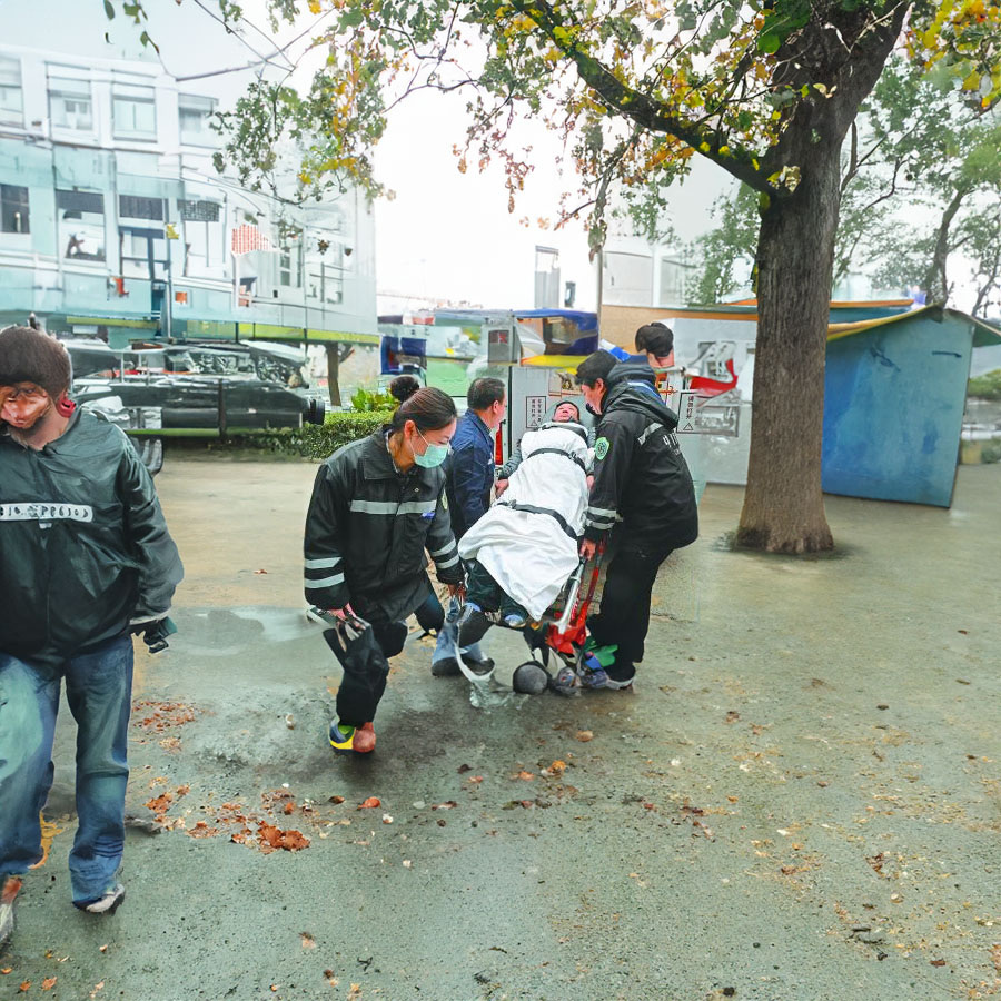 深圳租赁救护车联系方式