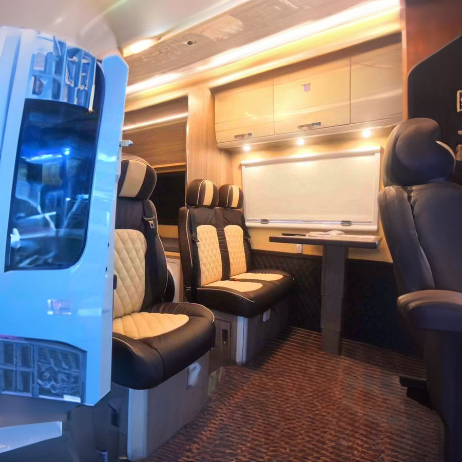 深圳租赁私人救护车联系电话